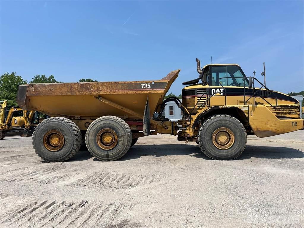 CAT 735 Articulated Haulers
