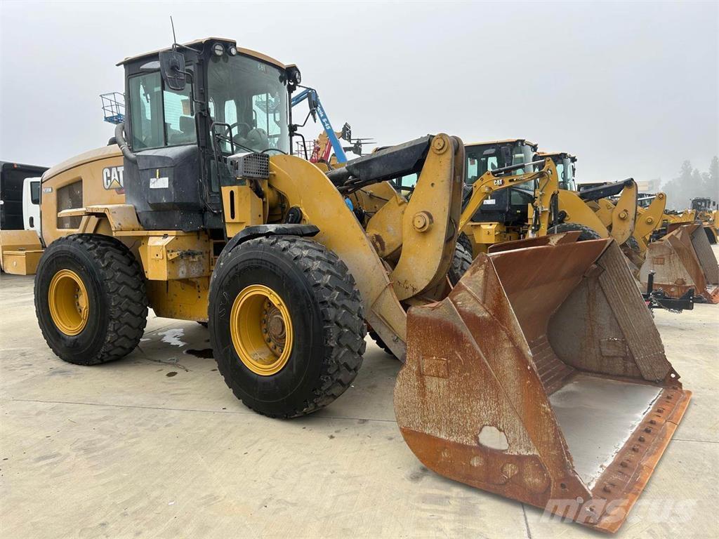 CAT 938M Wheel loaders