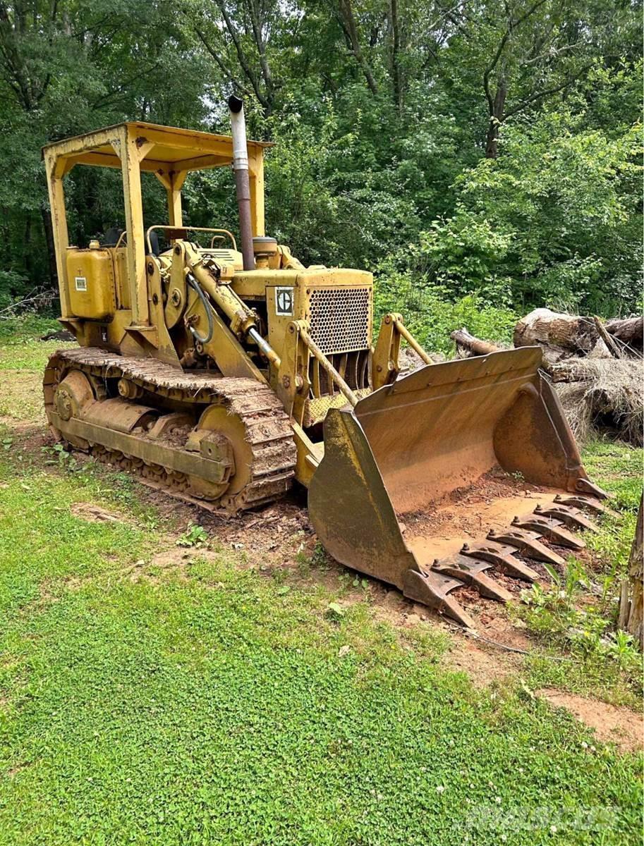 CAT 951C Crawler FEL's