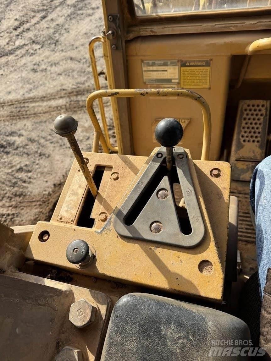 CAT 963 Crawler FEL's