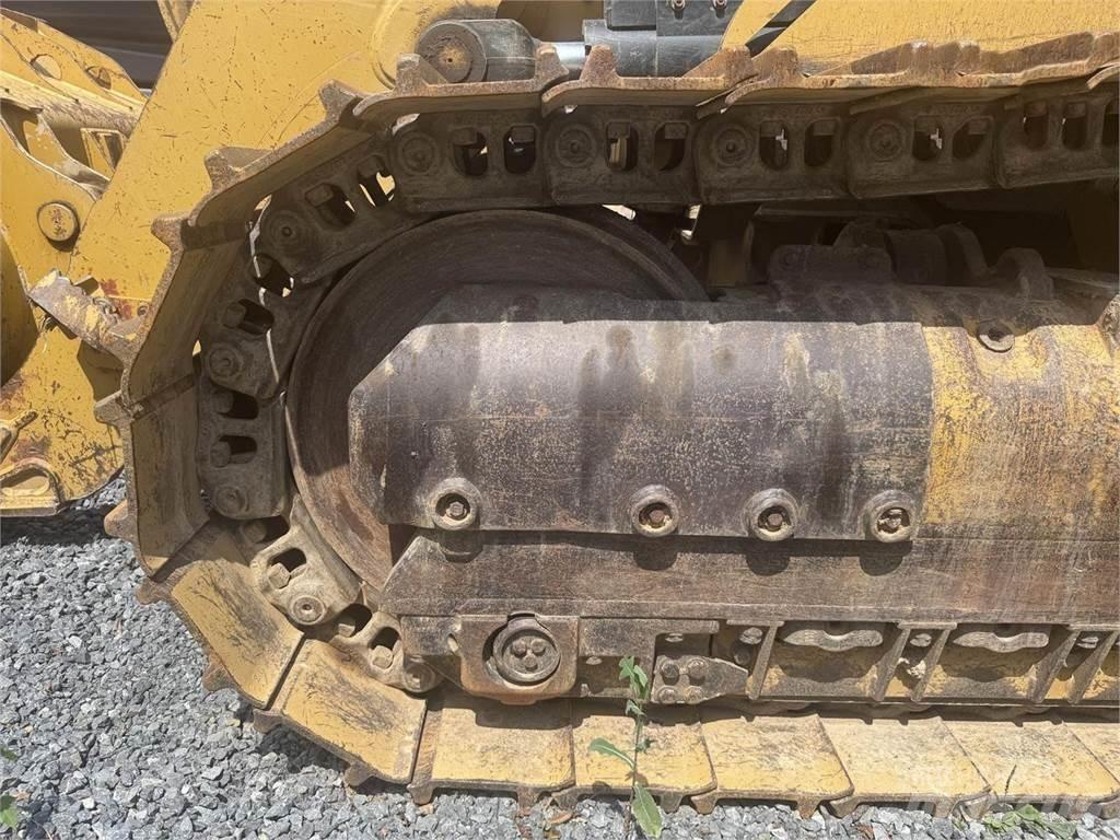 CAT 963D Crawler FEL's