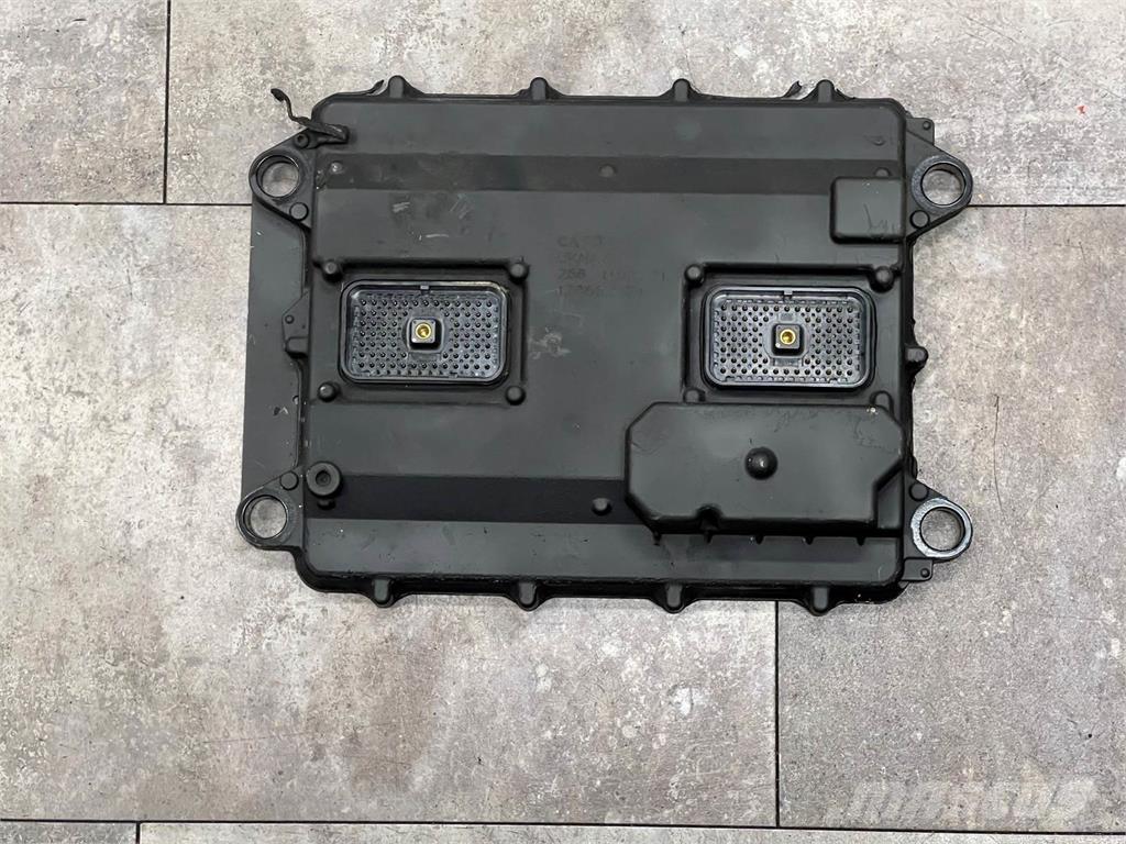 CAT C13 Electronics