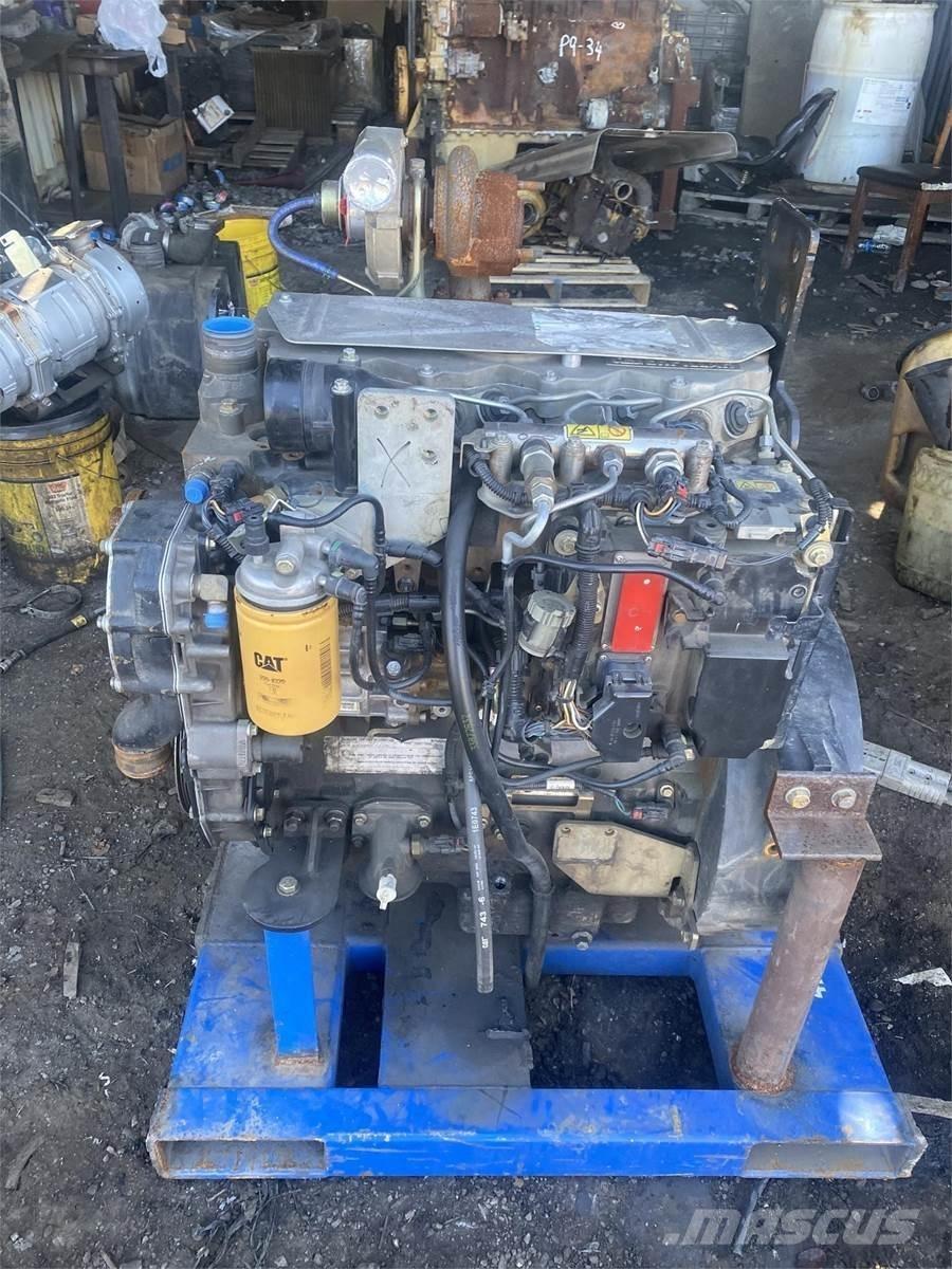CAT C4.4 Engines