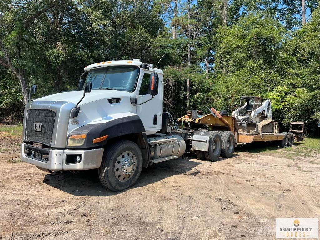 CAT CT660S Truck Tractor Units