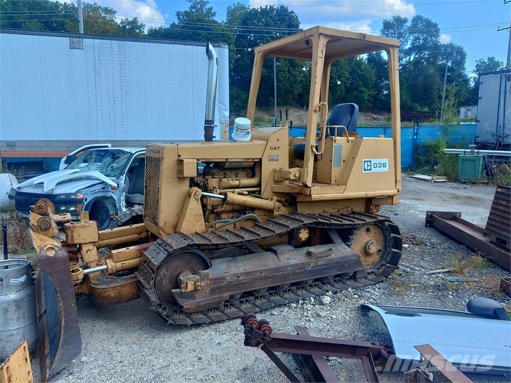 CAT D3B Crawler dozers