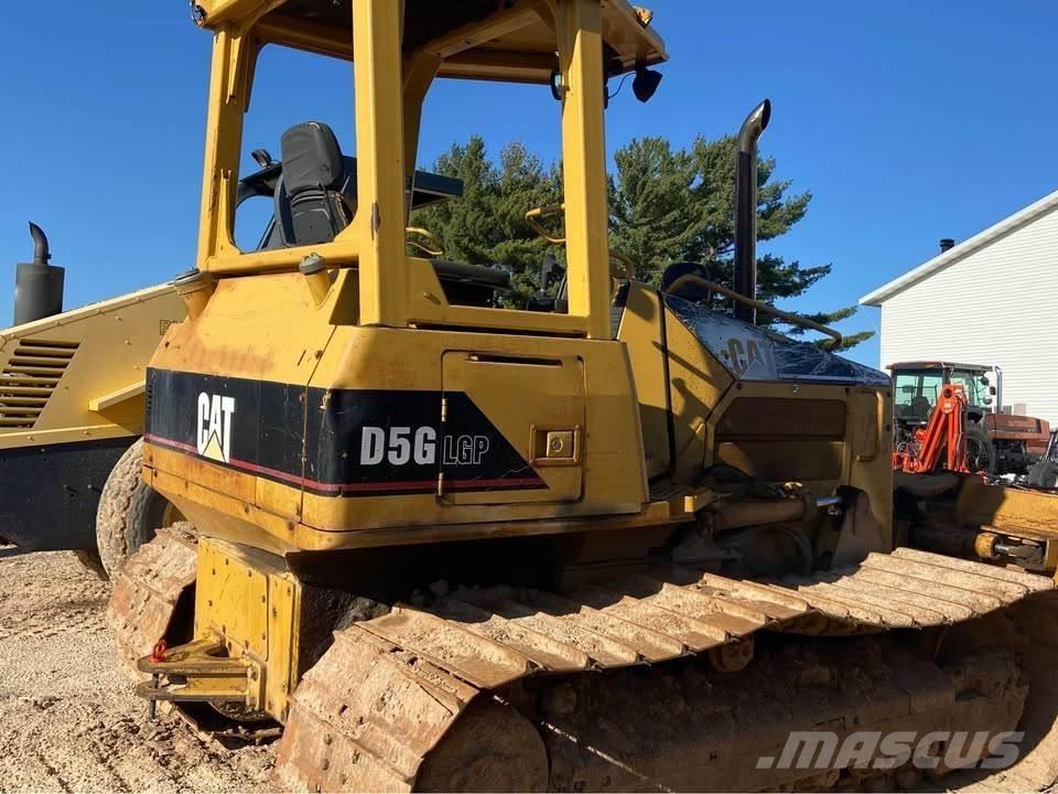 CAT D5G Crawler dozers