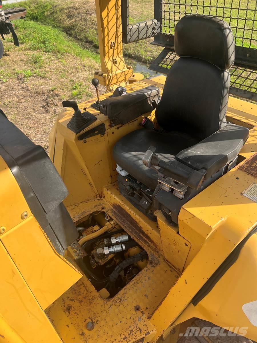 CAT D5N Crawler dozers