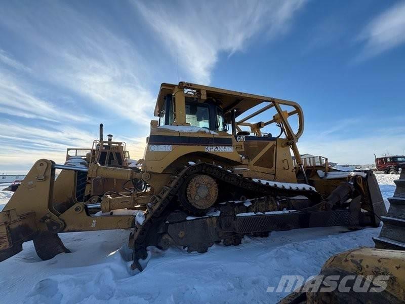 CAT D8T Crawler dozers