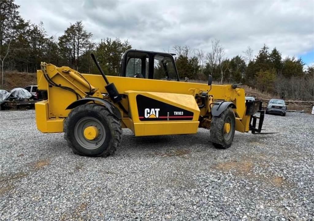 CAT TH103 Telescopic handlers