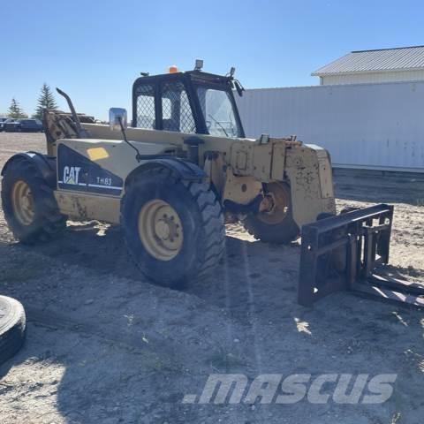 CAT TH83 Telescopic handlers