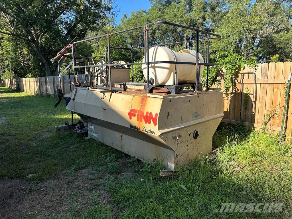 Finn T120 Receiving hoppers, blowers and elevators