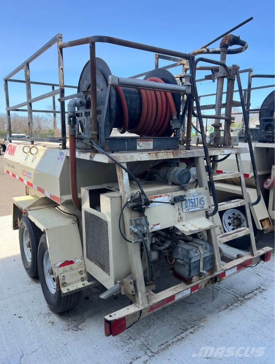 Finn T120 Receiving hoppers, blowers and elevators