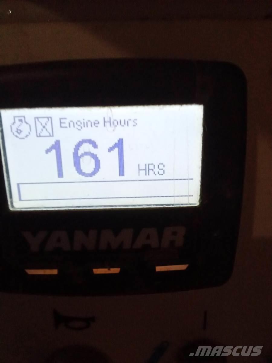 Finn T120 Receiving hoppers, blowers and elevators