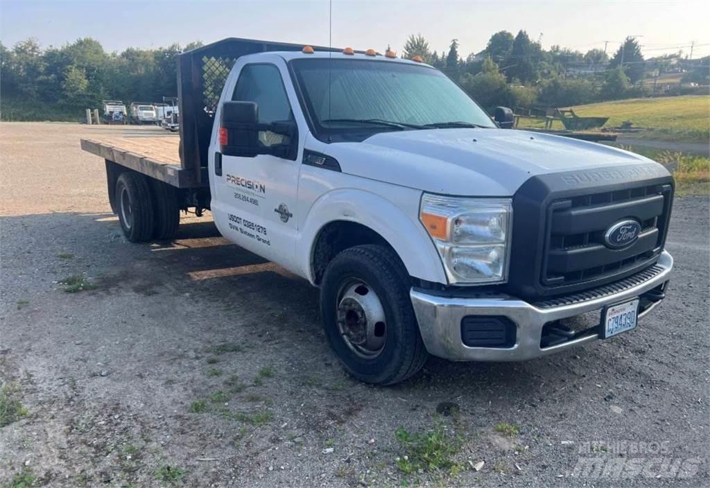 Ford F-350 Flatbed/Dropside trucks