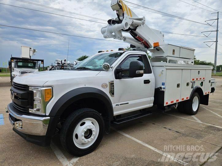 Ford F-550 Truck mounted aerial platforms