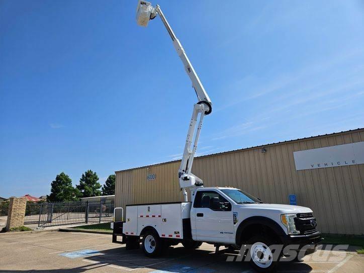 Ford F-550 Truck mounted aerial platforms