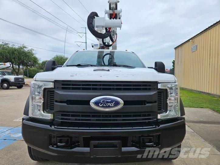 Ford F-550 Truck mounted aerial platforms