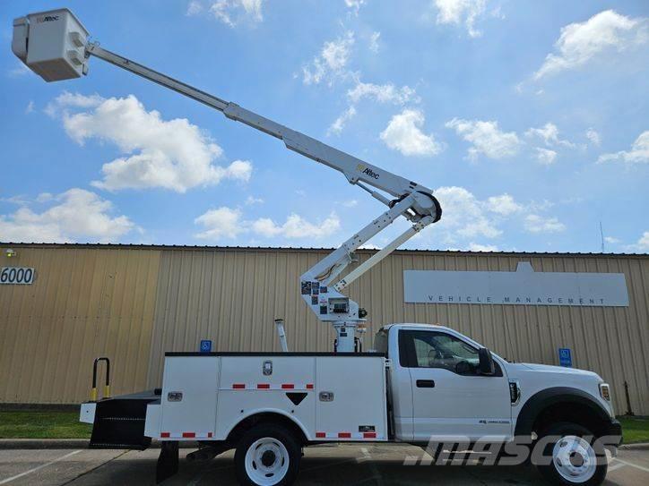 Ford F-550 Truck mounted aerial platforms