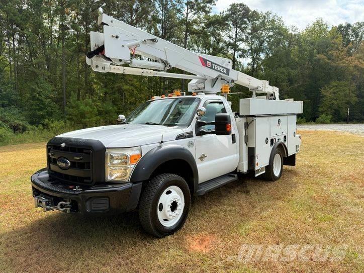 Ford F-550 Truck mounted aerial platforms
