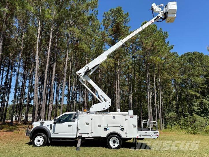 Ford F-550 Truck mounted aerial platforms