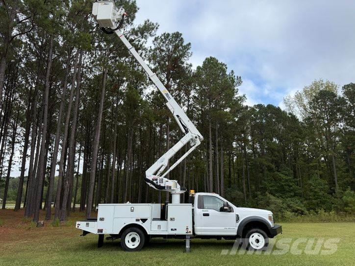 Ford F-550 Truck mounted aerial platforms