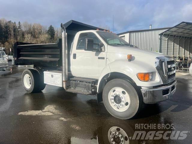 Ford F-650 Chassis Cab trucks