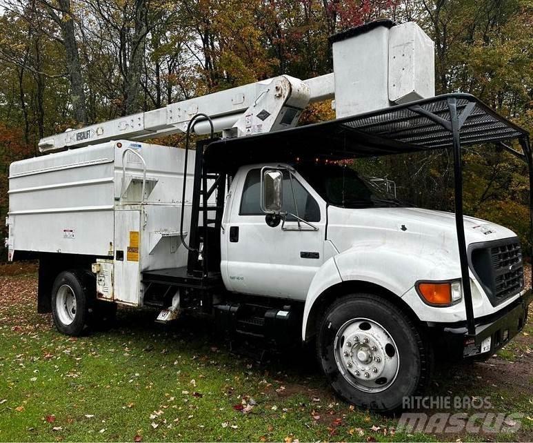Ford F-750 Truck mounted aerial platforms