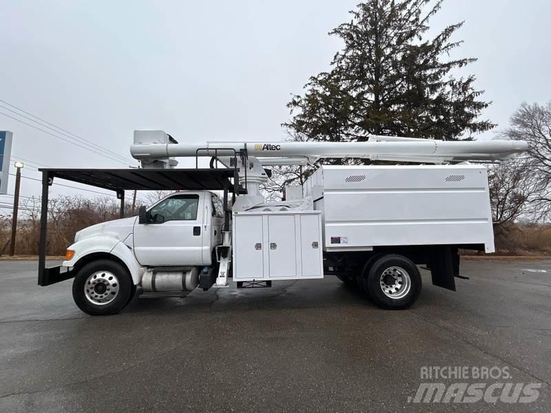 Ford F-750 Truck mounted aerial platforms