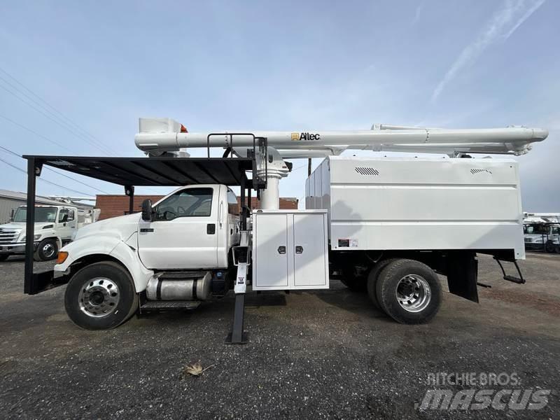 Ford F-750 Truck mounted aerial platforms