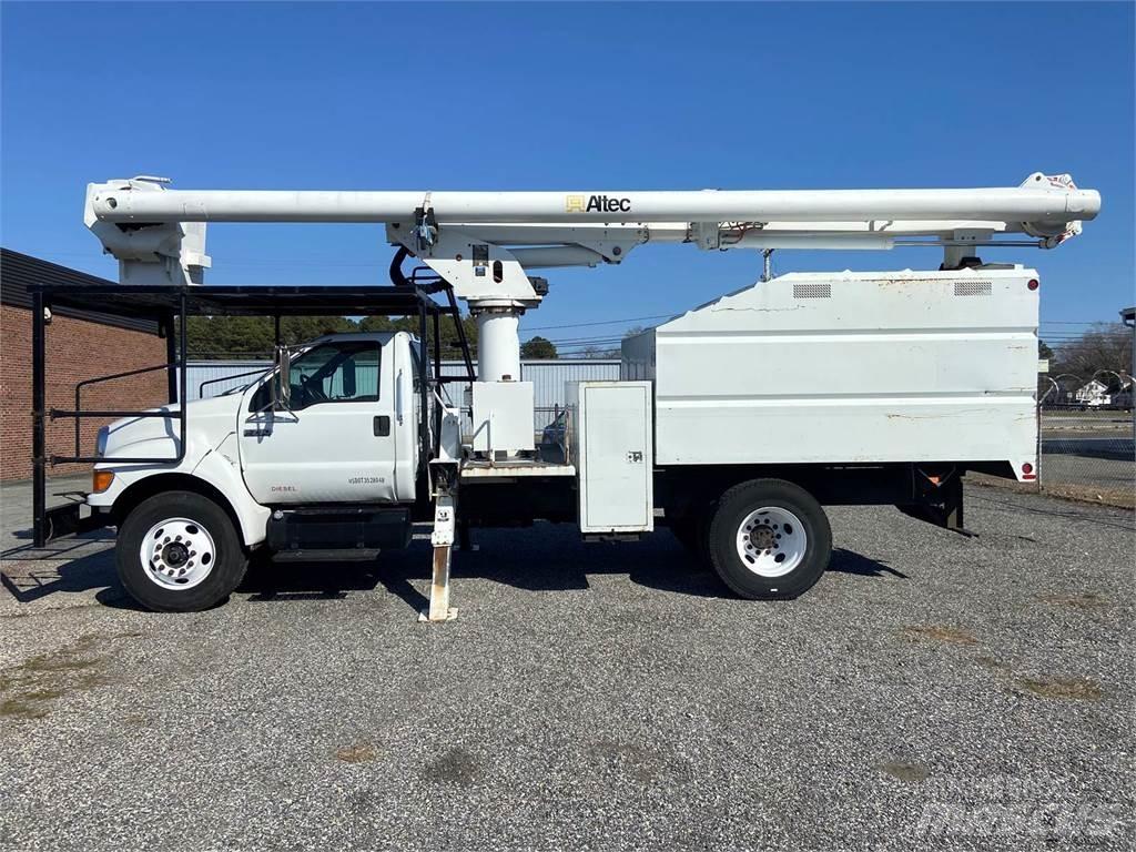 Ford F-750 Truck mounted aerial platforms