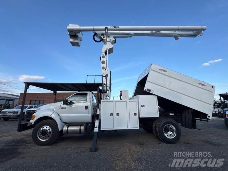 Ford F-750 Truck mounted aerial platforms