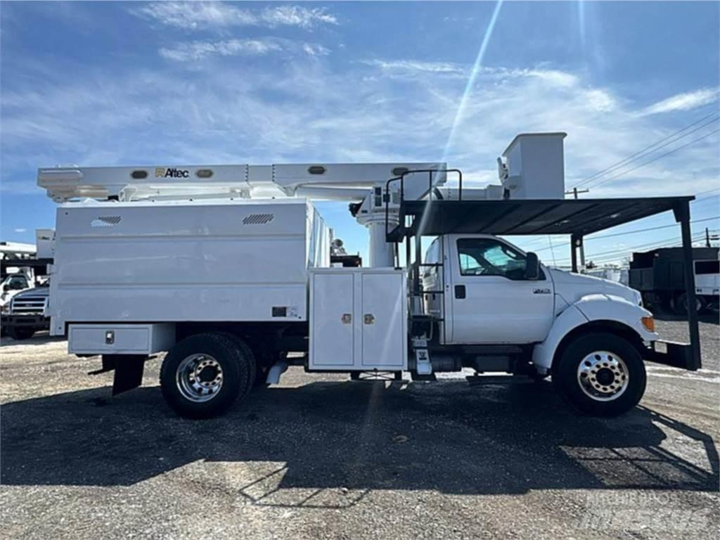 Ford F-750 Truck mounted aerial platforms
