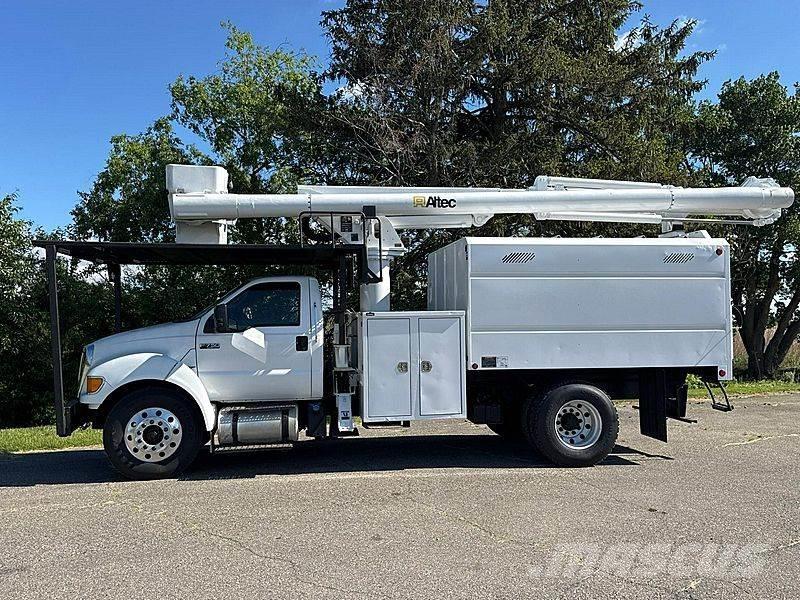 Ford F-750 Truck mounted aerial platforms