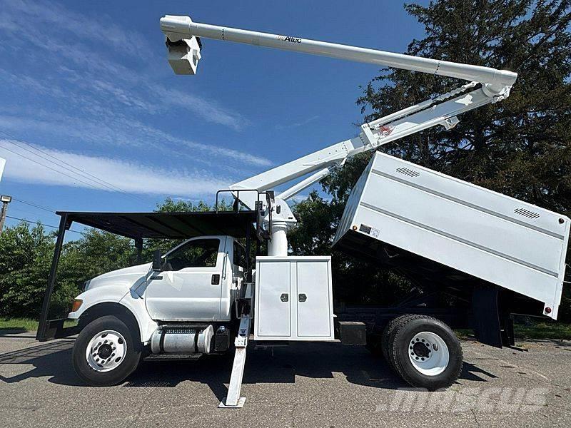 Ford F-750 Truck mounted aerial platforms