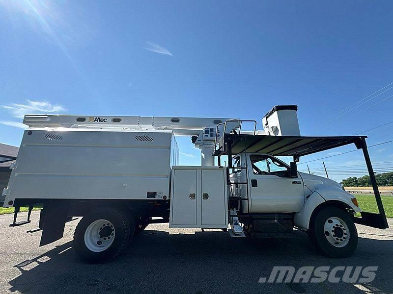 Ford F-750 Truck mounted aerial platforms