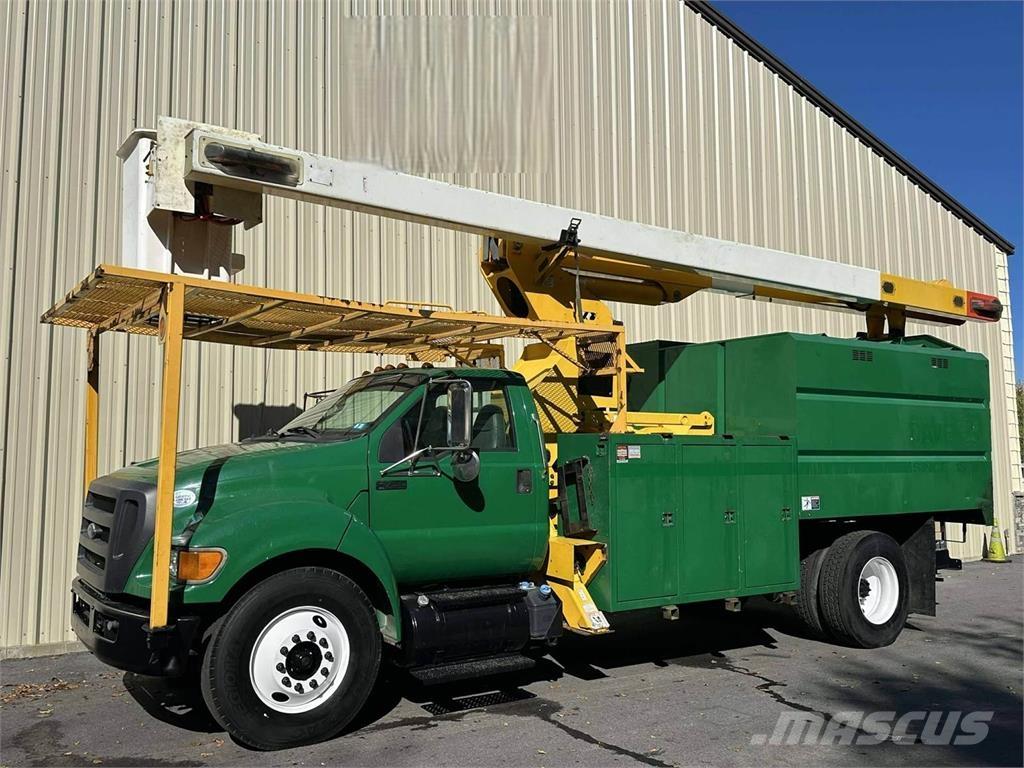 Ford F-750 Truck mounted aerial platforms