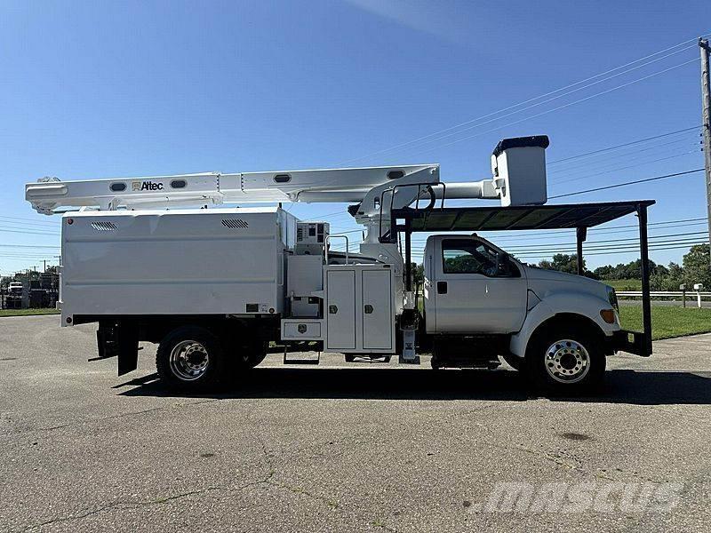 Ford F-750 Truck mounted aerial platforms