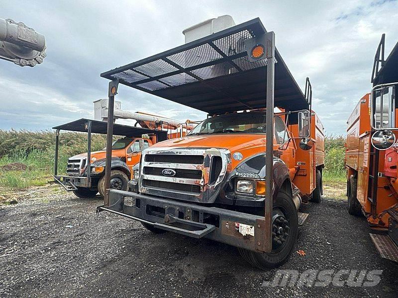 Ford F-750 Truck mounted aerial platforms