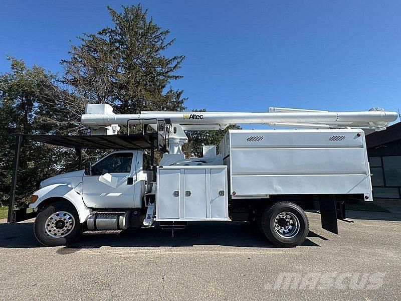 Ford F-750 Truck mounted aerial platforms