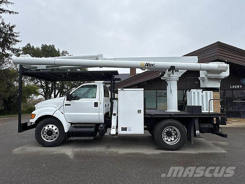 Ford F-750 Truck mounted aerial platforms