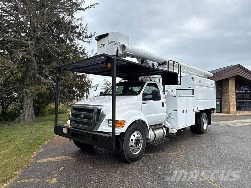 Ford F-750 Truck mounted aerial platforms