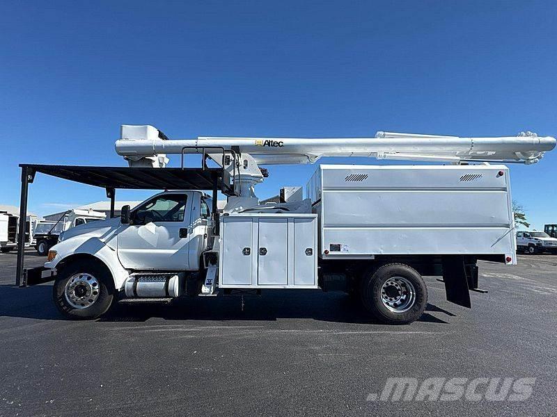 Ford F-750 Truck mounted aerial platforms