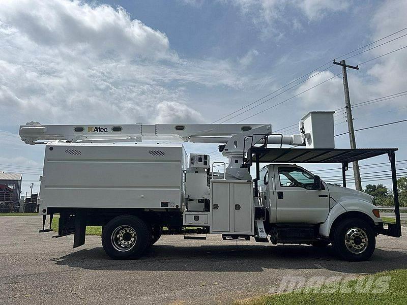 Ford F-750 Truck mounted aerial platforms