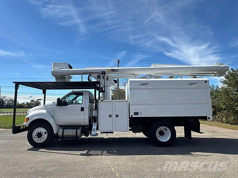 Ford F-750 Truck mounted aerial platforms