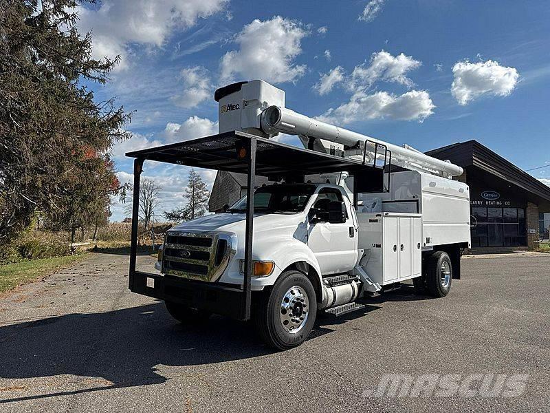 Ford F-750 Truck mounted aerial platforms