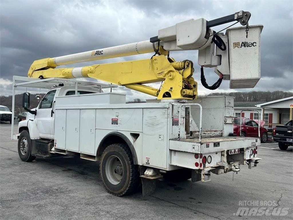 GMC 7500 Truck mounted aerial platforms