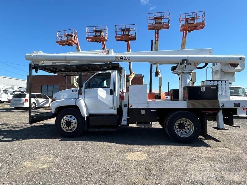 GMC C7500 Truck mounted aerial platforms
