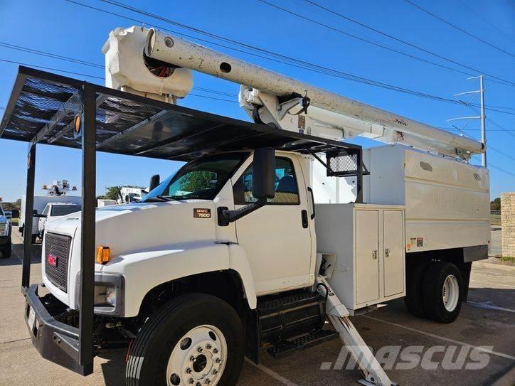 GMC C7500 Truck mounted aerial platforms