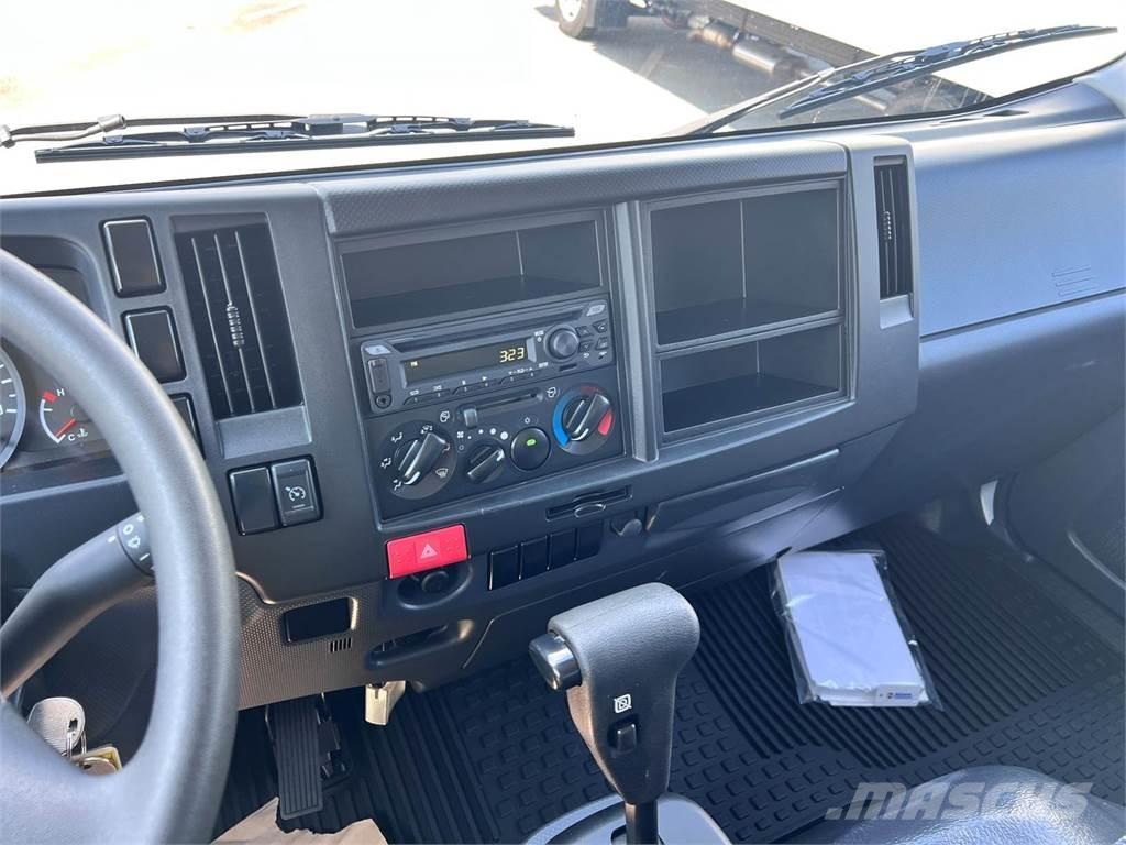 Isuzu NPR Ldv/dropside