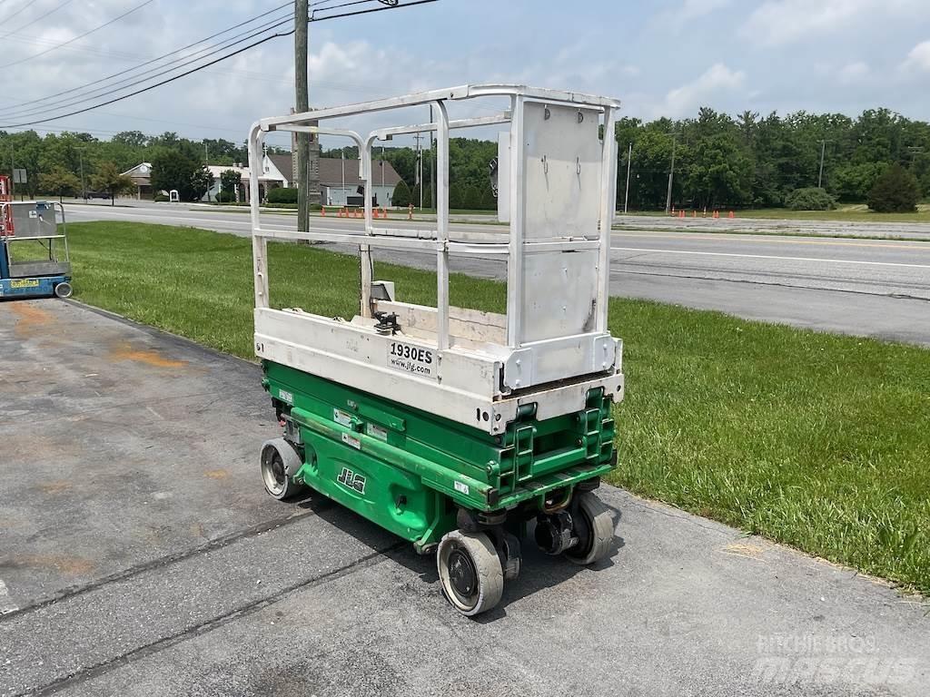 JLG 1930ES Scissor lifts